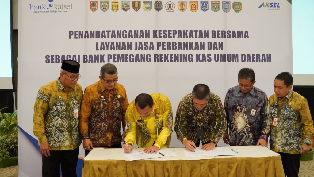 Pj Bupati HSS Hadiri RUPS Tahun Buku 2023 Dan RUPS Luar Biasa Tahun